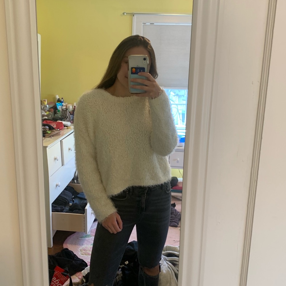 NWOT Fuzzy sweater!